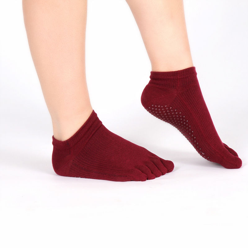 Toeless Yoga Socks Cotton Grips Ballet Socks in Wine Red Light